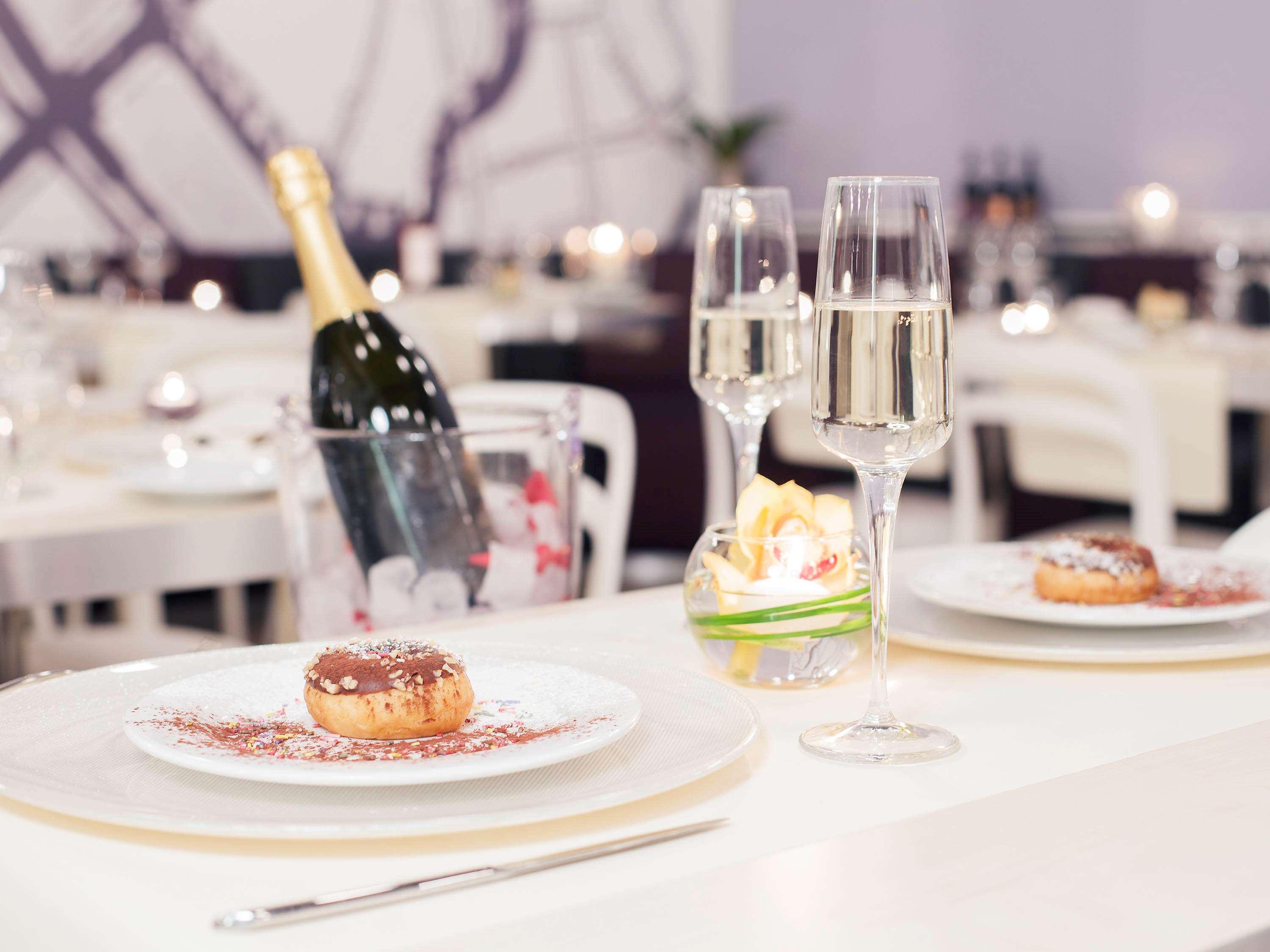 Ibis Styles Roma Eur Hotel Bagian luar foto