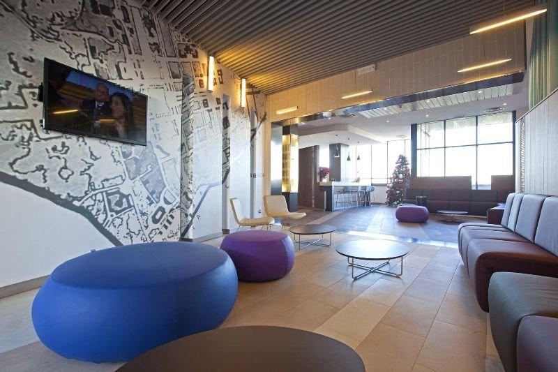 Ibis Styles Roma Eur Hotel Bagian luar foto